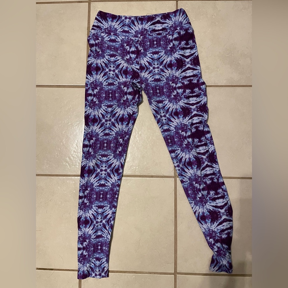 Very soft lularoe leggings size small